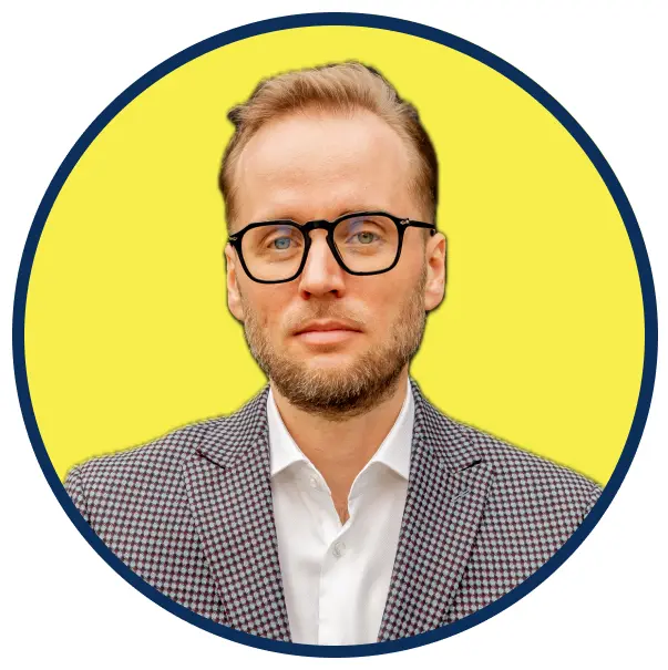 Tomasz Pietrzak - Qmatch HR